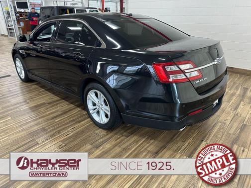 2015 Ford Taurus SEL