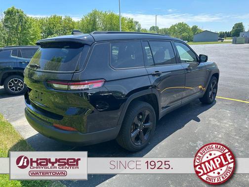 Diamond Black Crystal Pearlcoat 2022 Jeep Grand Cherokee L Limited