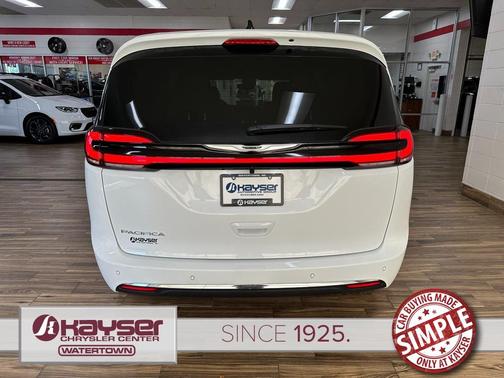 2026 Chrysler Pacifica L