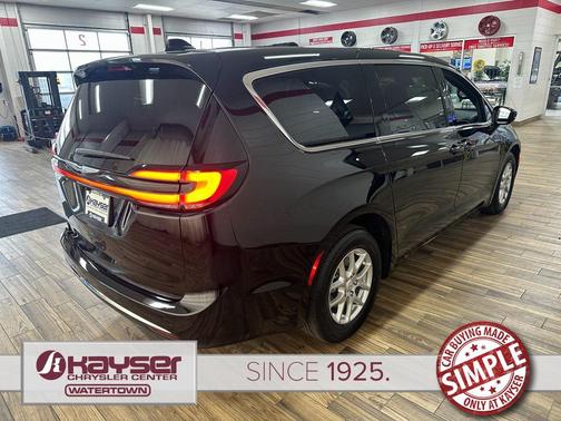 2026 Chrysler Pacifica L