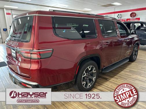 2023 Jeep Wagoneer L Series III 4x4