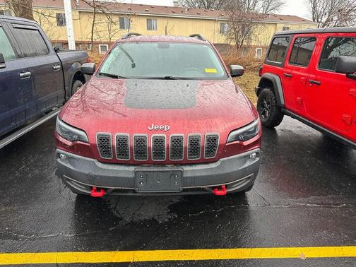 2020 Jeep Cherokee Trailhawk