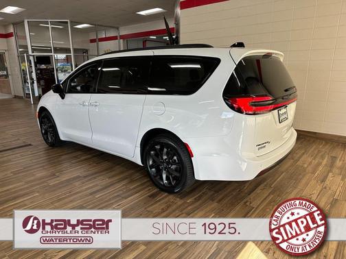 2026 Chrysler Pacifica Limited