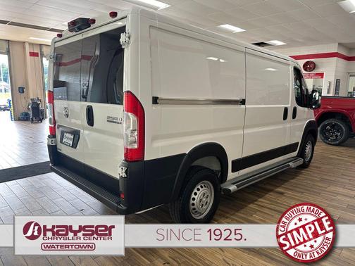 Bright White Clearcoat 2025 RAM ProMaster 2500 Tradesman