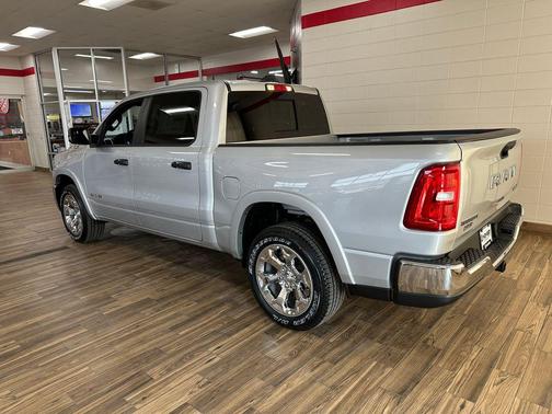 Silver Zynith 2026 RAM 1500 Big Horn/Lone Star