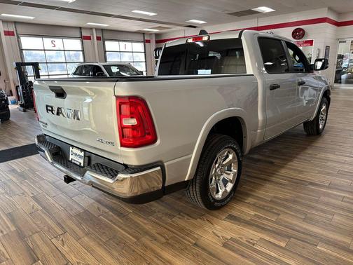 Silver Zynith 2026 RAM 1500 Big Horn/Lone Star