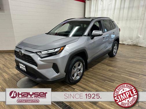 2022 Toyota RAV4 XLE