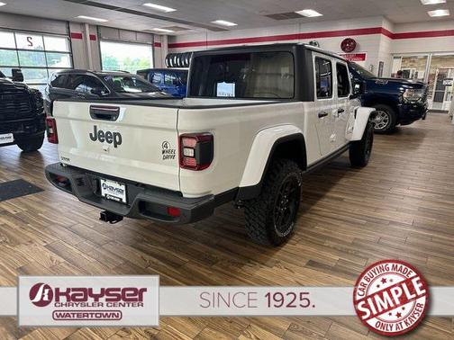 2025 Jeep Gladiator Willys