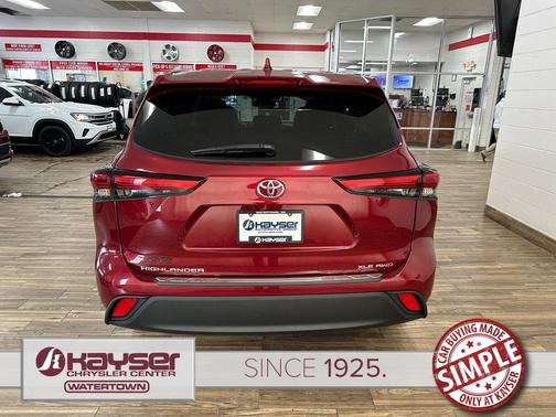 2022 Toyota Highlander XLE