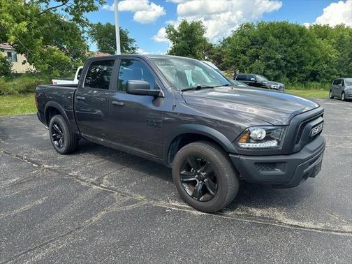 2024 RAM 1500 Classic Warlock Crew Cab 4x4 5'7' Box