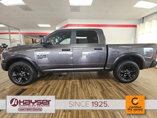 2024 RAM 1500 Classic Warlock Crew Cab 4x4 5'7' Box
