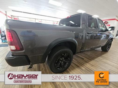 2024 RAM 1500 Classic Warlock Crew Cab 4x4 5'7' Box