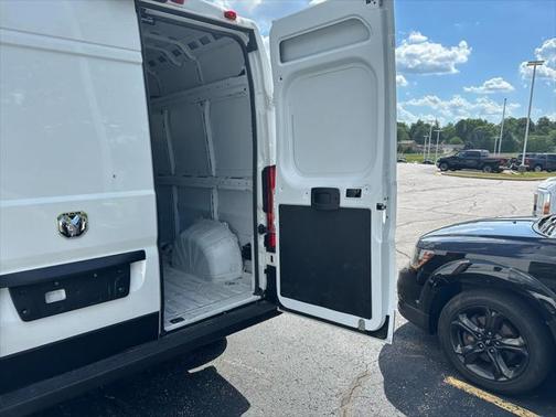 2025 RAM ProMaster 2500 Tradesman