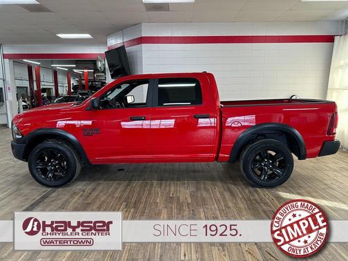 2024 RAM 1500 Classic Warlock Crew Cab 4x4 5'7' Box