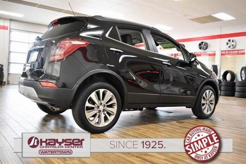 Photo 5 of 39 of 2019 Buick Encore Preferred