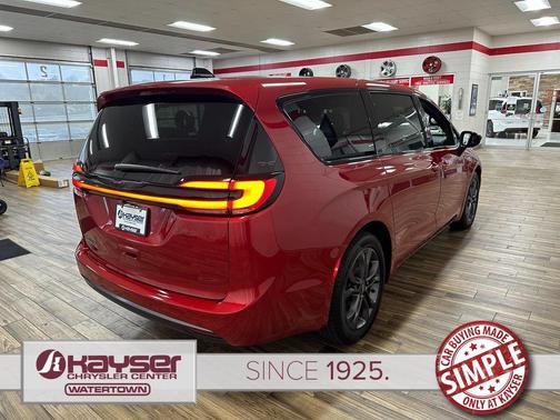 2026 Chrysler Pacifica L