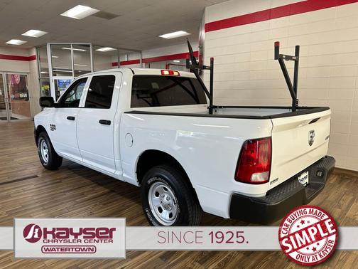 Bright White Clearcoat 2022 RAM 1500 Tradesman