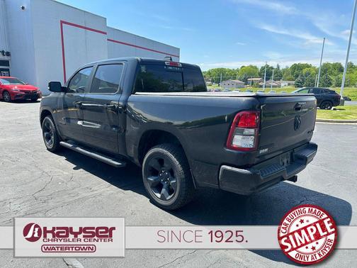 Diamond Black Crystal Pearlcoat 2019 RAM 1500 Big Horn