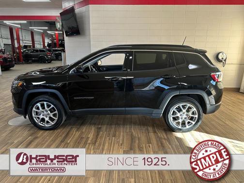 2022 Jeep Compass Latitude Lux