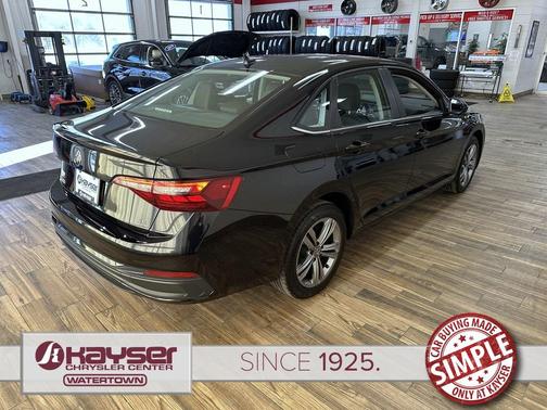 2024 Volkswagen Jetta 1.5T SE