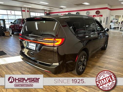 2026 Chrysler Pacifica L