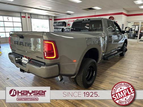 Ceramic Gray Clearcoat 2026 RAM 3500 Big Horn Crew Cab 4x4 8' Box
