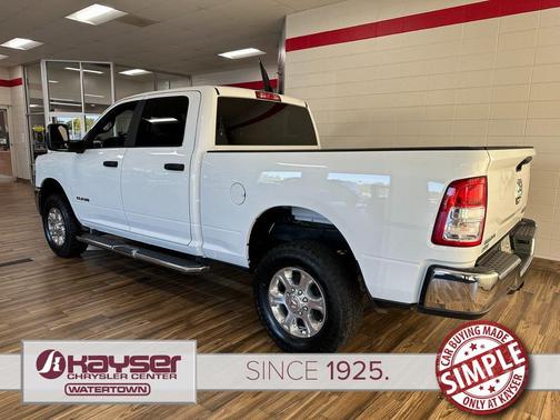 2024 RAM 2500 Big Horn Crew Cab 4x4 6'4' Box