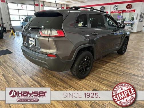 2023 Jeep Cherokee Altitude