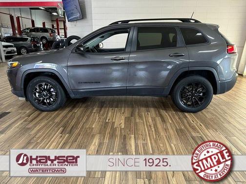 2023 Jeep Cherokee Altitude