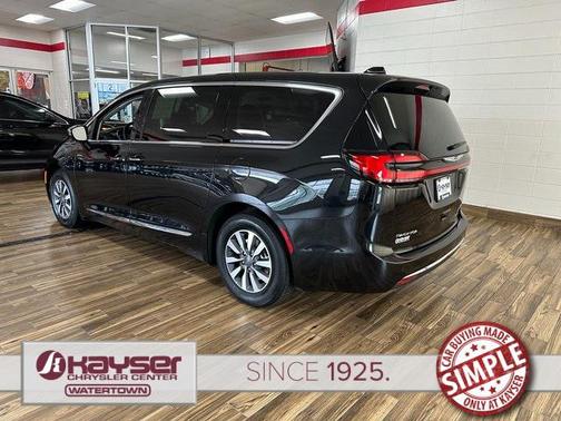 2023 Chrysler Pacifica Hybrid Limited