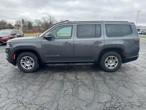 Baltic Gray Metallic Clearcoat 2024 Jeep Wagoneer Series I 4x4