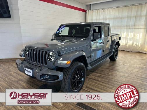 Sting-Gray Clearcoat 2022 Jeep Gladiator Overland