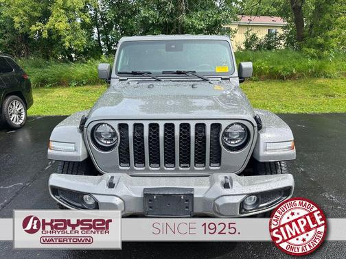 Sting-Gray Clearcoat 2022 Jeep Gladiator Overland