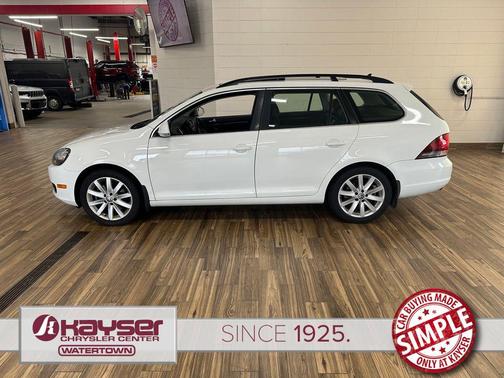 Pure White 2014 Volkswagen Jetta SportWagen DSG TDI w/Sunroof