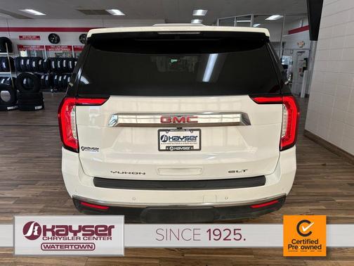 2024 GMC Yukon XL SLT