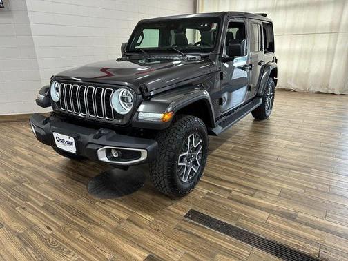 2025 Jeep Wrangler 4-Door Sahara 4x4
