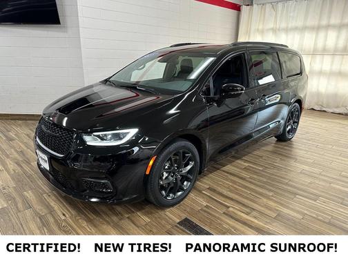 2025 Chrysler Pacifica Limited