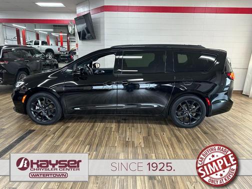 2025 Chrysler Pacifica Limited