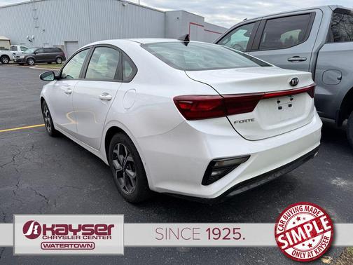 Snow White Pearl 2021 Kia Forte LXS