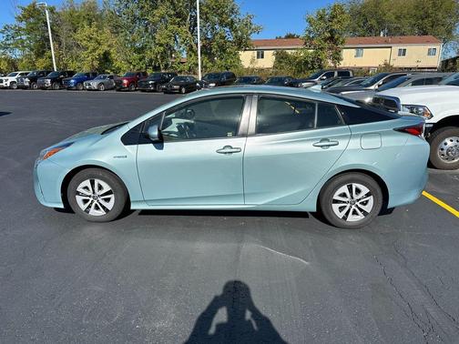 2017 Toyota Prius Four