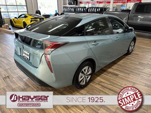 2017 Toyota Prius Four