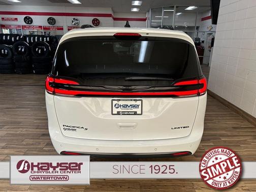 2025 Chrysler Pacifica Limited