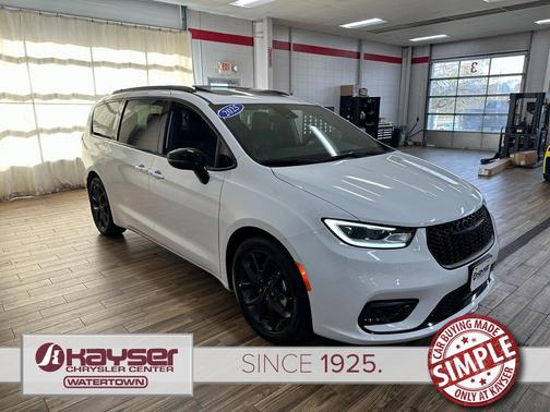 2025 Chrysler Pacifica Limited