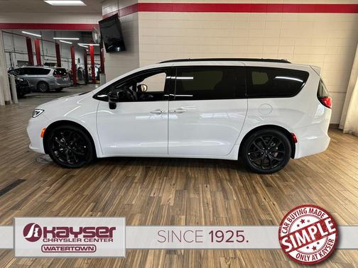 2025 Chrysler Pacifica Limited