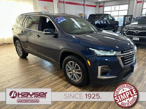 2023 Chevrolet Traverse LT Cloth