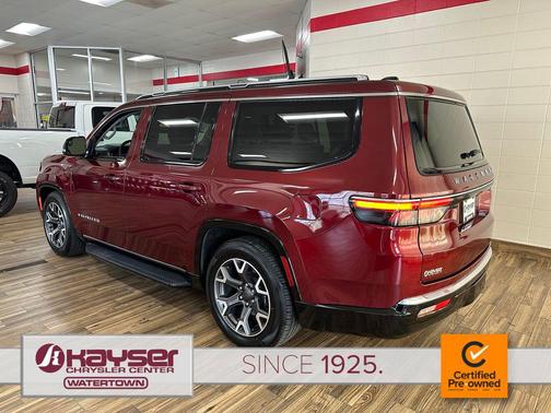 Velvet Red Pearlcoat 2024 Jeep Wagoneer Series III 4x4