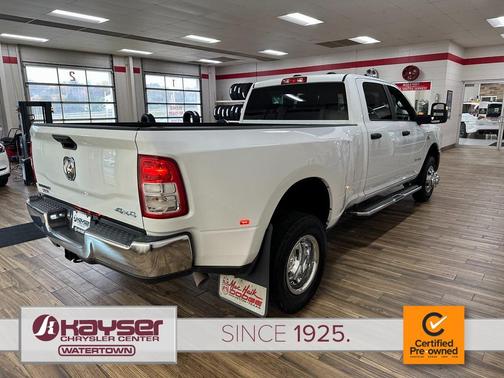 2024 RAM 3500 Big Horn Crew Cab 4x4 8' Box