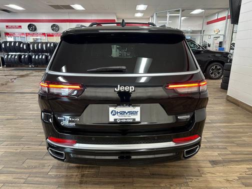2022 Jeep Grand Cherokee L Summit