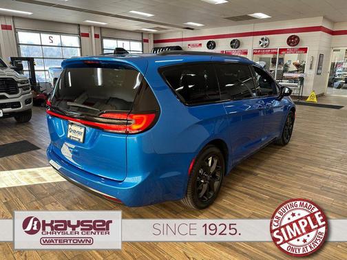 2026 Chrysler Pacifica L