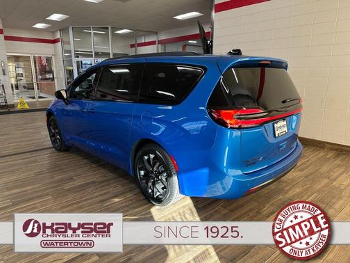 2026 Chrysler Pacifica L